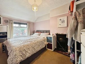 Bed 1- click for photo gallery